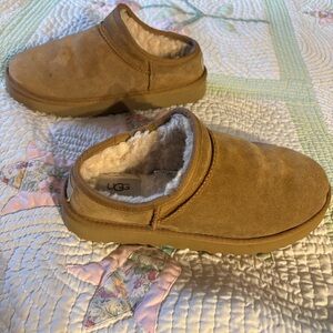 UGG Chestnut Suede Slip-Ons Slippers 9